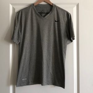 The Nike Tee Dri- FIT